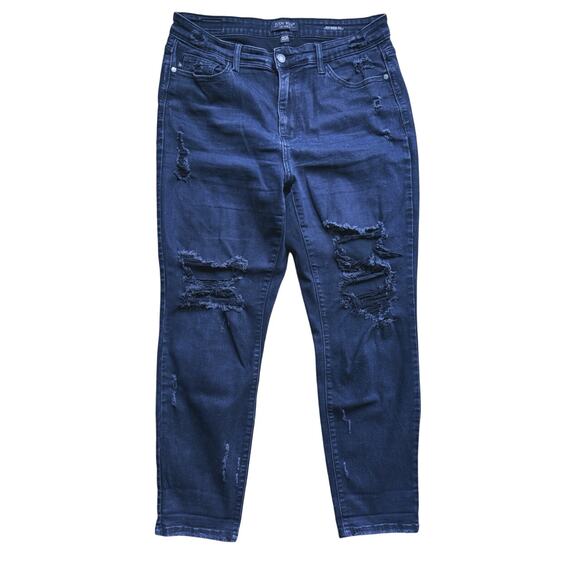 Judy Blue Boyfriend Fit Black Distressed Denim Jeans Size 31 Edgy Grunge Fall - Picture 2 of 8